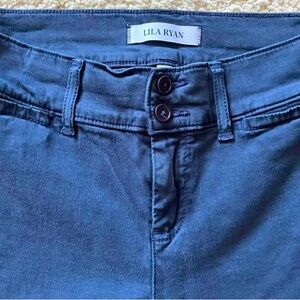 Lila Ryan women’s cropped chino pants size 4P